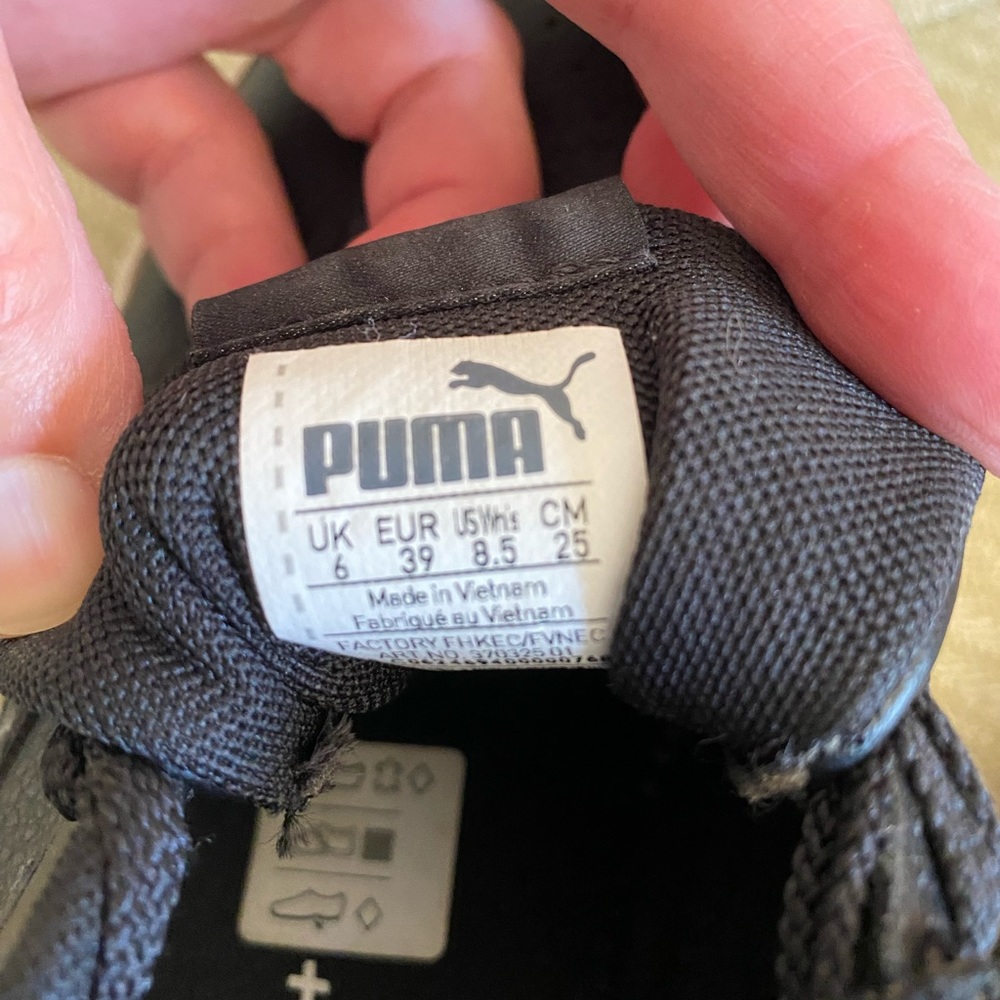 Love these shoes.  Definitely used, but with love.  Super comfortable.
